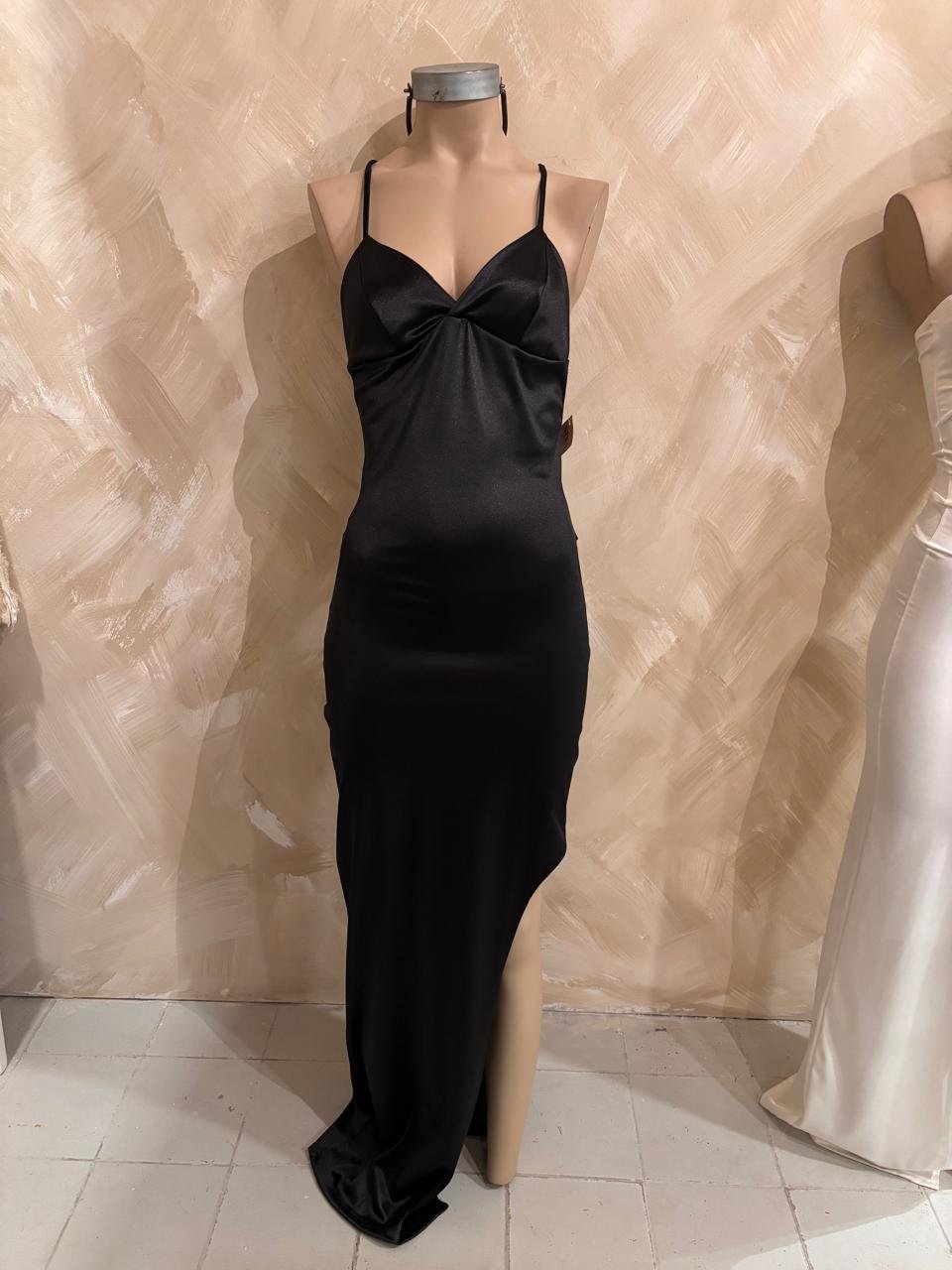 Vestido Negro Satinado