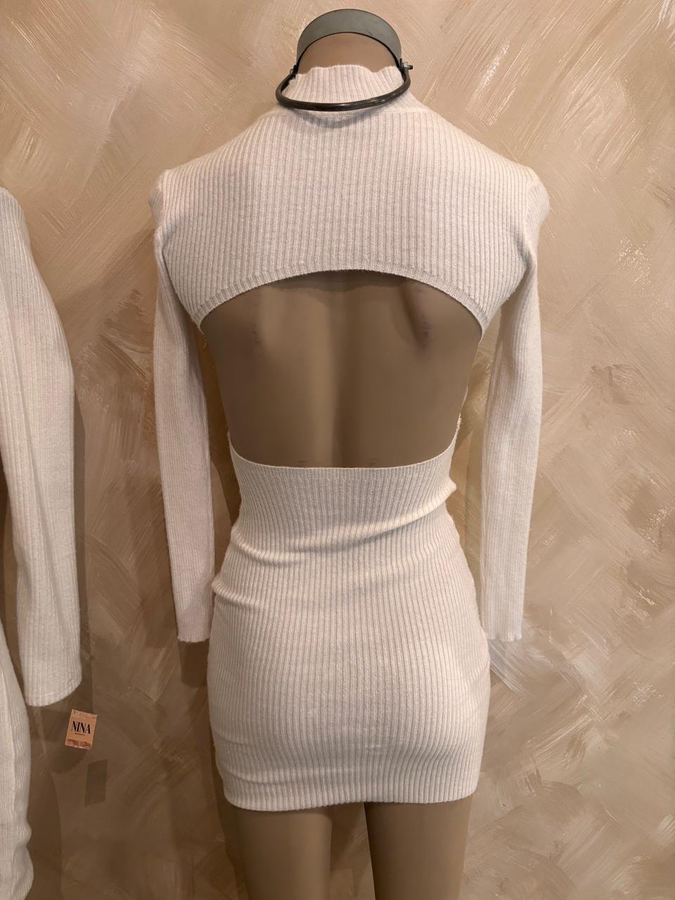 Vestido lanilla espalda abierta