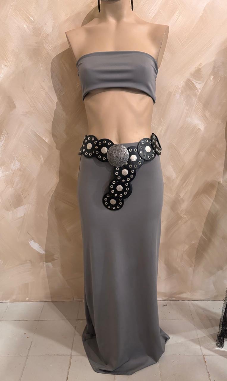 Conjunto Gris Bando y falda