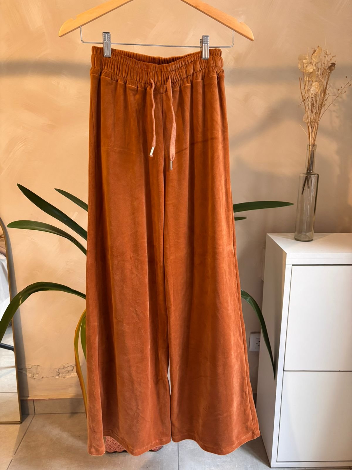 PANTALON PALAZO PLUSH