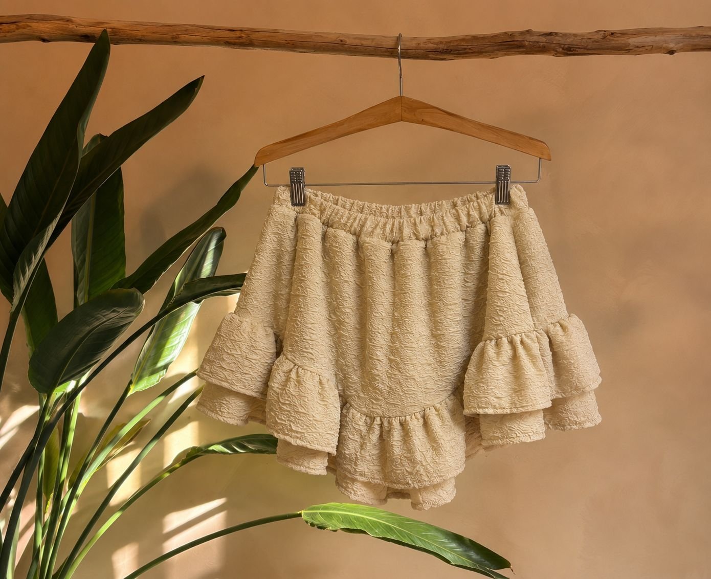 Falda Pantalón Volado Beige